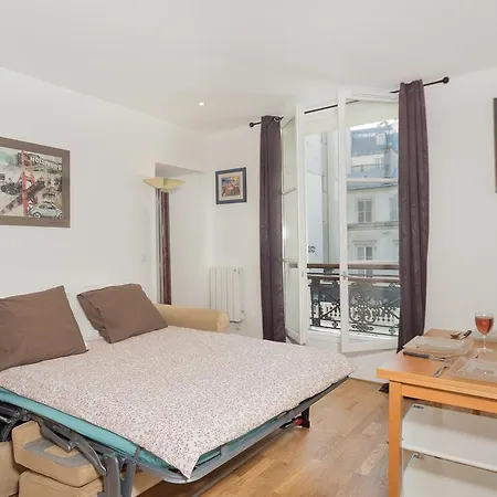 Bright Studios In Marais Apartment *