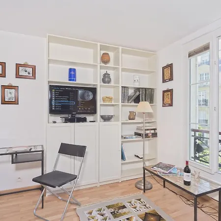 Apartment Bright Studios In Marais Paris