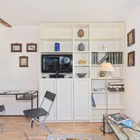 Bright Studios In Marais * Paris